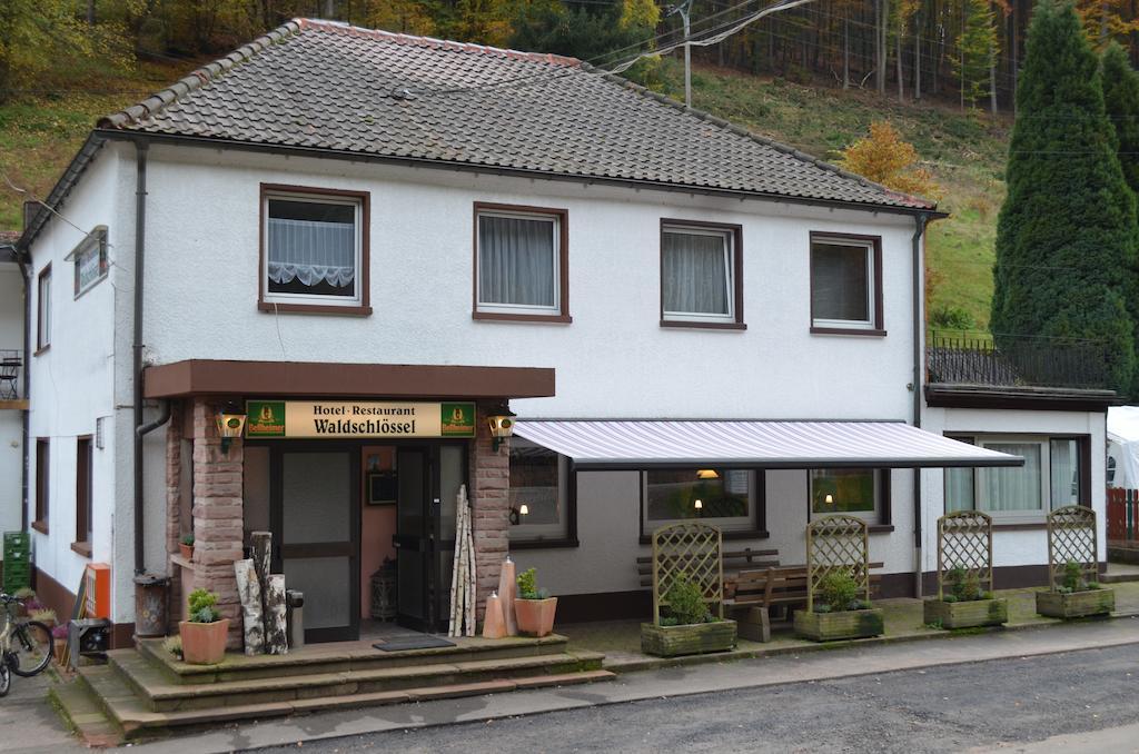 Hotel Restaurant Waldschloessel Speyerbrunn Exterior photo